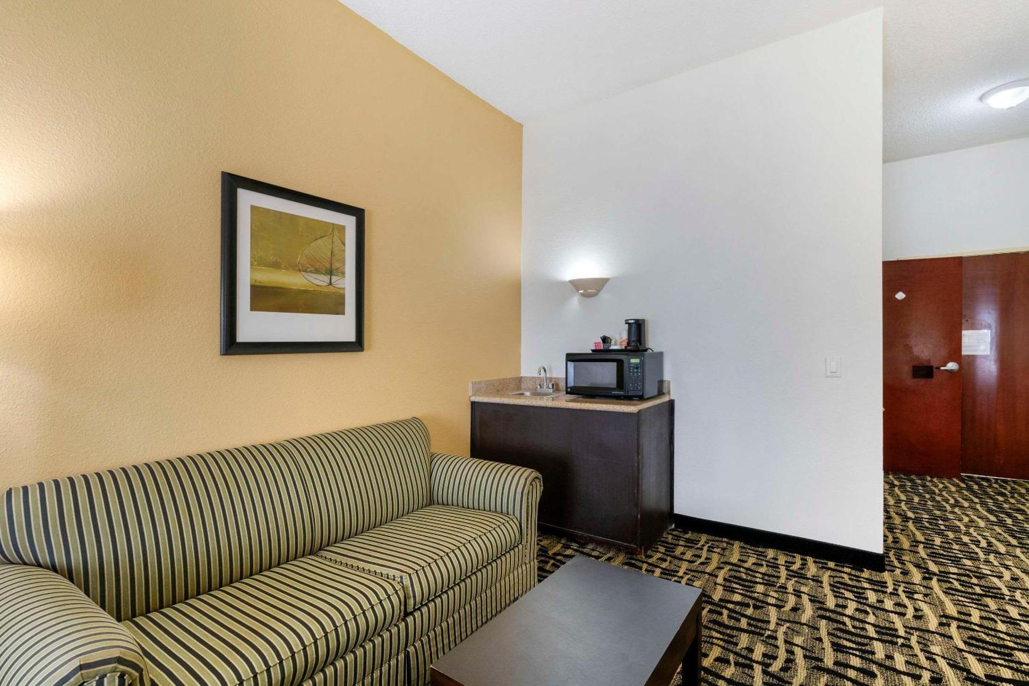 Quality Hotel 4*